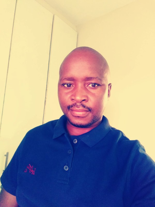 Mr Zola Bobelo